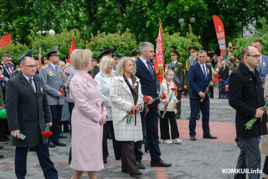 09.05.2026. Площадь Победы. Церемония возложения цветов, памятный митинг и торжественное прохождение военнослужащих Бобруйского гарнизона.