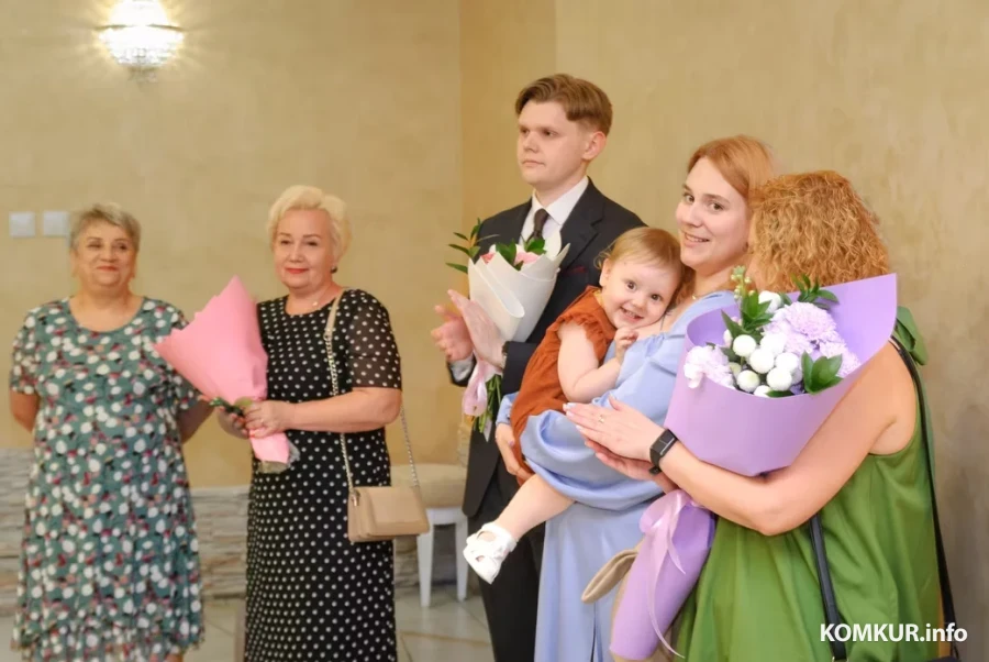 22.05.2026. Отдел ЗАГС Бобруйского горисполкома. Золотые юбиляры Галина Петровна и Василий Михайлович Кажурины.