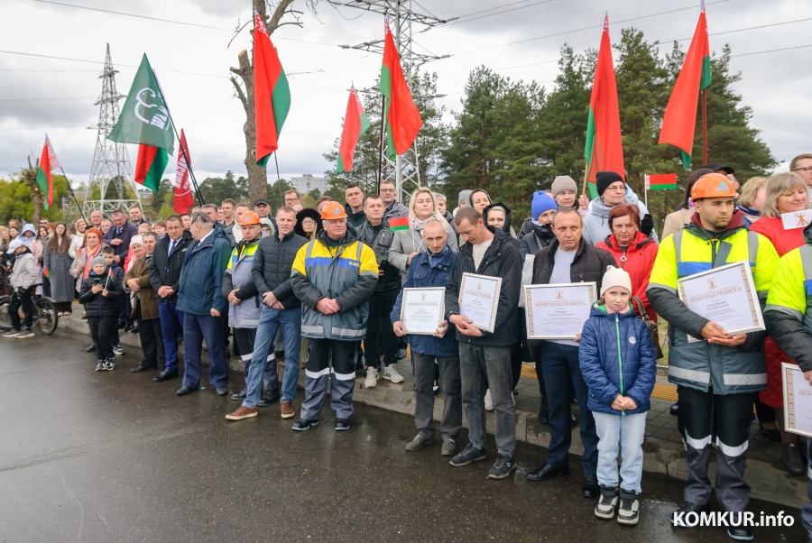 01.05.2026. улица Карла Маркса, Бобруйск, Беларусь. Торжественное открытие движения после ремонта по путепроводу на улице Карла Маркса