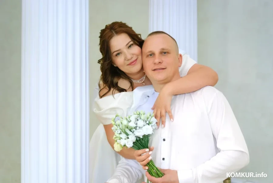 30.04.2026. Отдел ЗАГС Бобруйского горисполкома. Свадебная пара. Александра и Дмитрий.