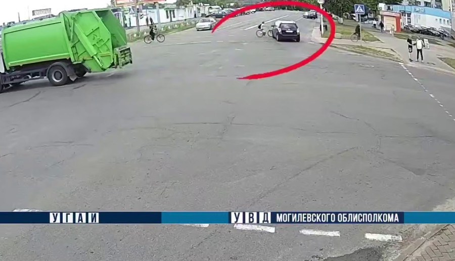 В Бобруйске водитель совершил наезд на 12-летнего велосипедиста. Мальчик в больнице