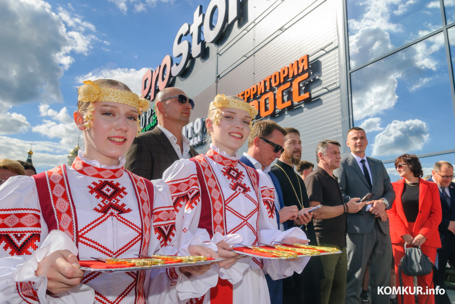 25.06.2026. Бобруйск, Торжественное открытие торгового центра «Этажерка»