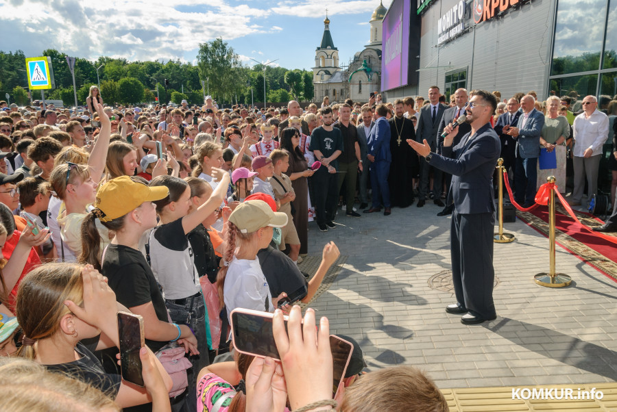 25.06.2026. Бобруйск, Торжественное открытие торгового центра «Этажерка»