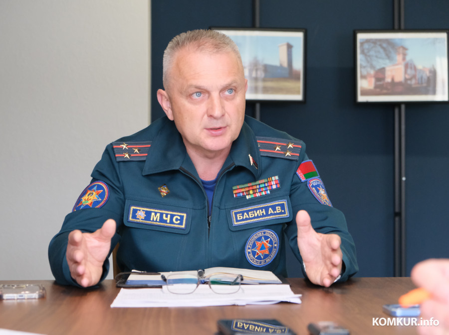 23.07.2026. Бобруйск. Пресс-конференция начальника Бобруйского горрайотдела по ЧС Андрея Бабина с представителями городских СМИ