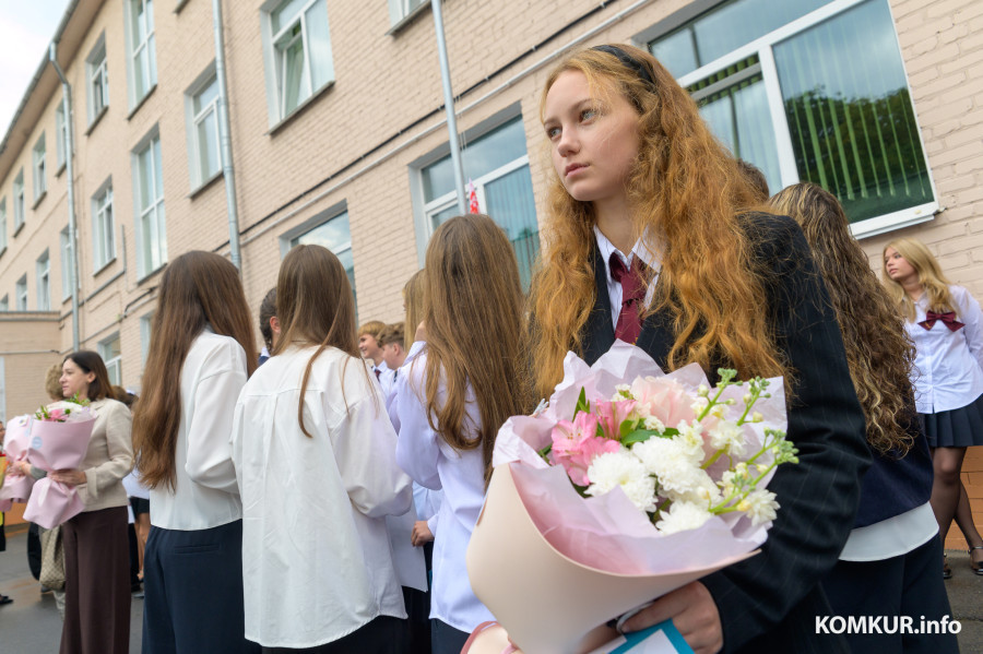 01.09.2026. Гимназия № 3 города Бобруйска имени митрополита Филарета (Вахромеева). Торжественная линейка в честь начала нового учебного года и Дня знаний
