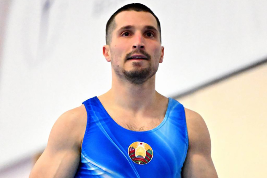 Белорусский гимнаст Егор Шарамков вышел в финал чемпионата мира в Роттердаме