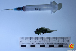 Смертельный коктейль из восьми видов наркотиков: 18-летняя девушка скончалась от передозировки в Бресте