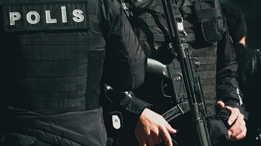 Стрельба в школах Турции: 9 человек погибло, почти 30 получили ранения