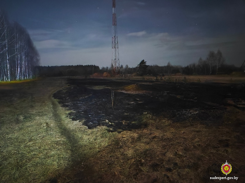 Прикуривала от газовой плиты, помогал тушить траву: на Могилевщине от ожогов погибли женщина и мужчина