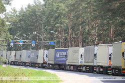 Более 1,1 тыс. единиц транспорта ожидают въезда в Евросоюз