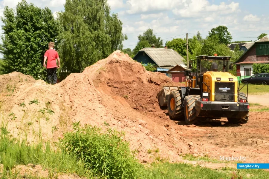 5.06.2026, Бобруйск. Строительство подъезда к дому пр-д Звёздный,1