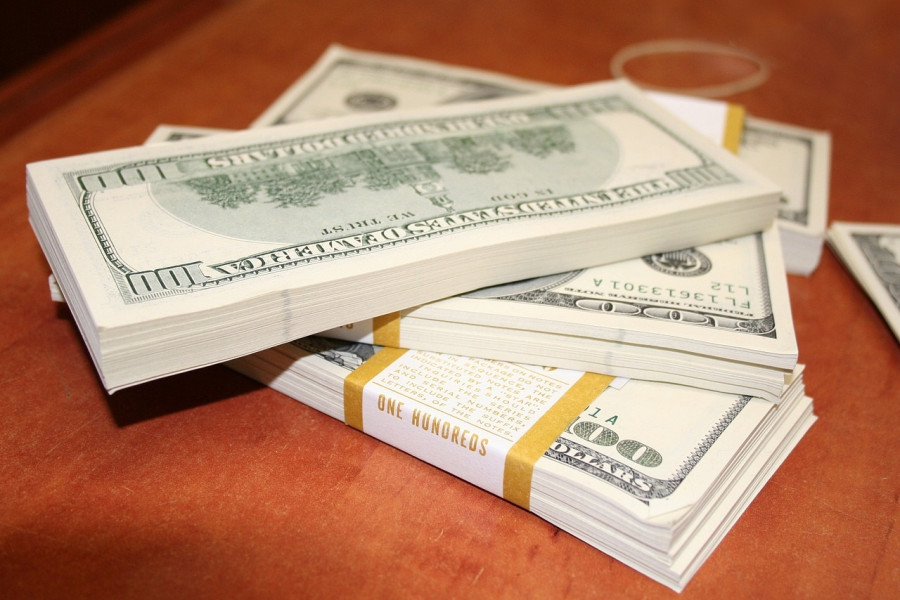 Собираетесь за границу? 5 советов, как не привезти домой фальшивые деньги дали эксперты