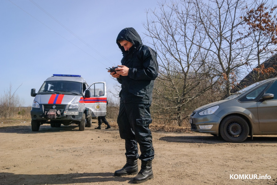 30.03.2026. Деревня Крушинка Горбацевичского сельсовета Бобруйского района. Личный состав Бобруйского РОВД и ПАСЧ-2 ГРОЧС заняты поисками пропавшего