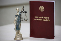 Ночной кошмар в Пинске: мужчина из ревности засунул ухажера жены в багажник и вывез в лес