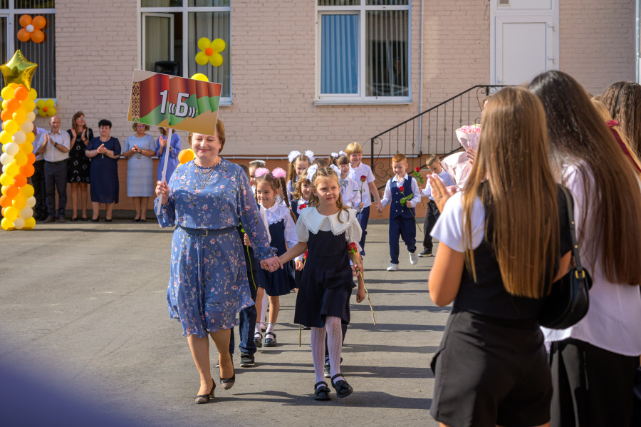 Критическое мышление и эмоциональная регуляция: для белорусских первоклашек введут обновленные программы обучения