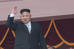 Авария произошла в КНДР при спуске эсминца на воду в присутствии Ким Чен Ына