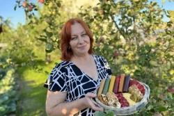 Вам «Глинтвейн» или «Пряную вишню»? Шкловчанка делает пастилу даже из огурцов, дыни и кофе