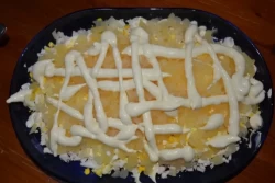 Готовим сами: салат с ананасами