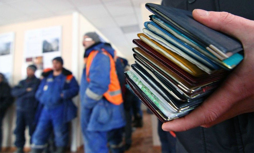 Трое жителей Могилевщины и житель Минской области за деньги помогали незаконным мигрантам попасть в Россию