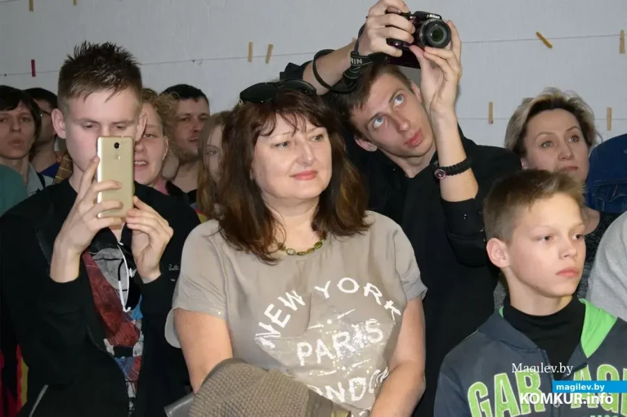 Бобруйск, 2019 г. Ольга Петрыкина на вечере каверов «БИ-2». Фото Дениса Носова