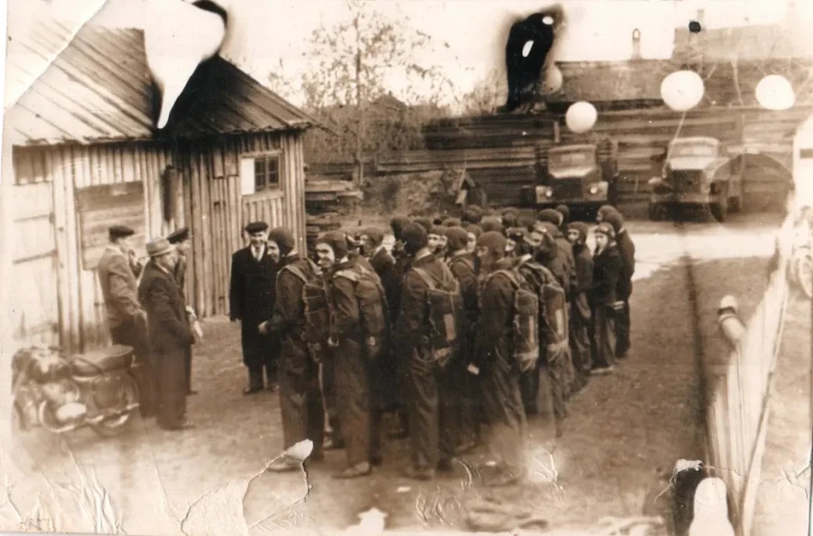 Бобруйский аэроклуб, 1960-е. Фото из  семейного архива Алексиевичей 