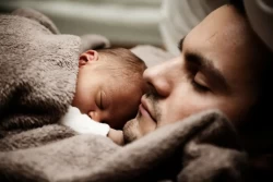 «После рождения ребенка муж остыл ко мне». Семейная психология