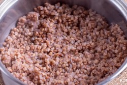 Когда лень готовить: первое, второе и закуска из кастрюли гречки